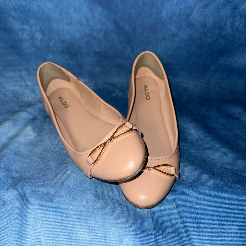 Aldo pink flats